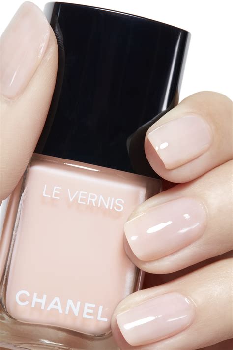 ballerina chanel vernis|ballerina le vernis nail color.